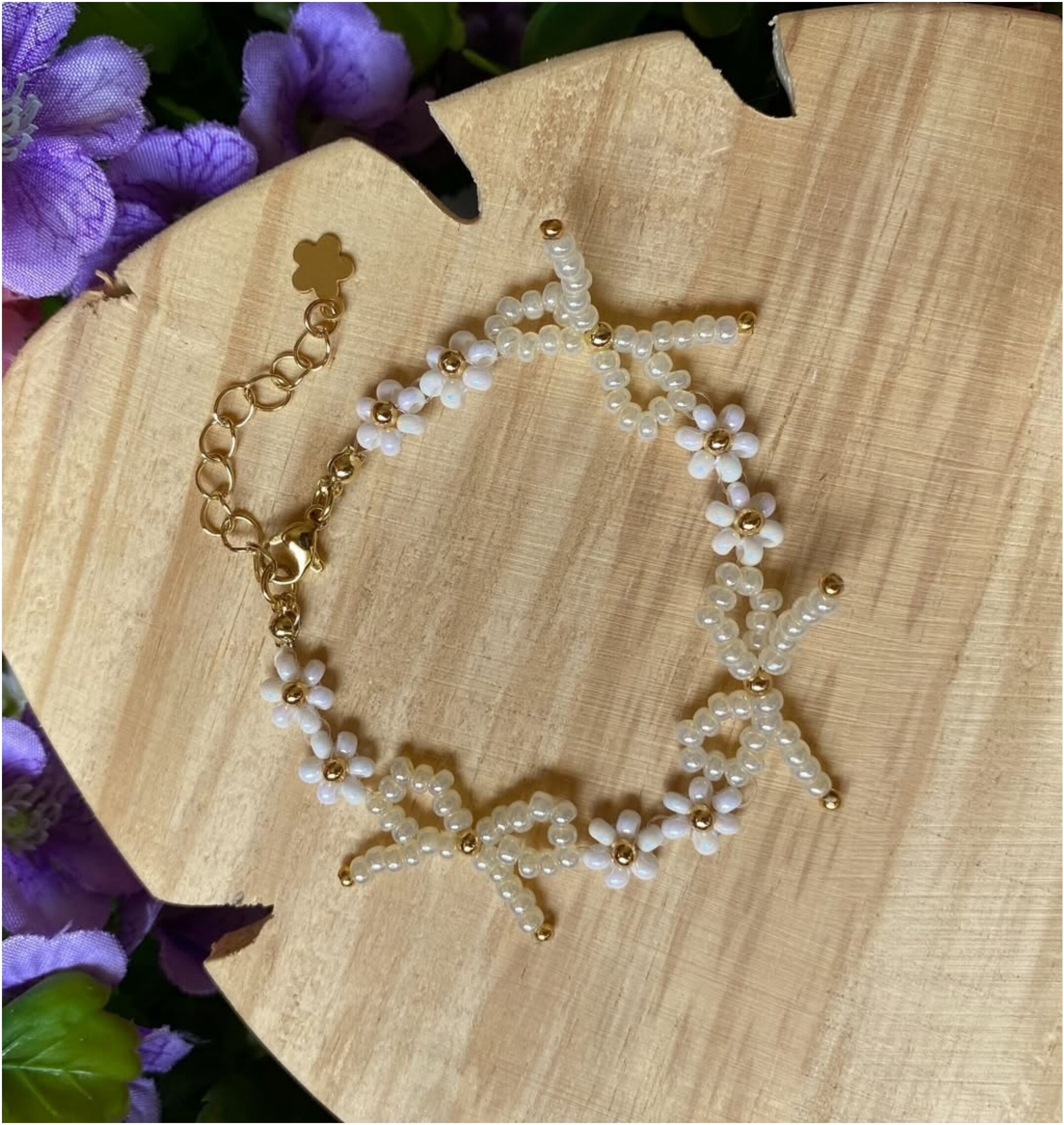 Pearl Daisy Bracelet